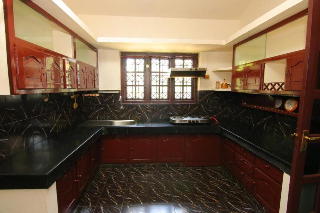 The Mallika Holidays Mananthavady Exterior photo